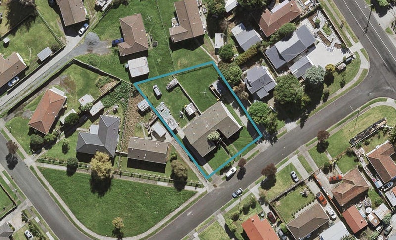 7 Molesworth Place, Māngere, Auckland - Carousel 1