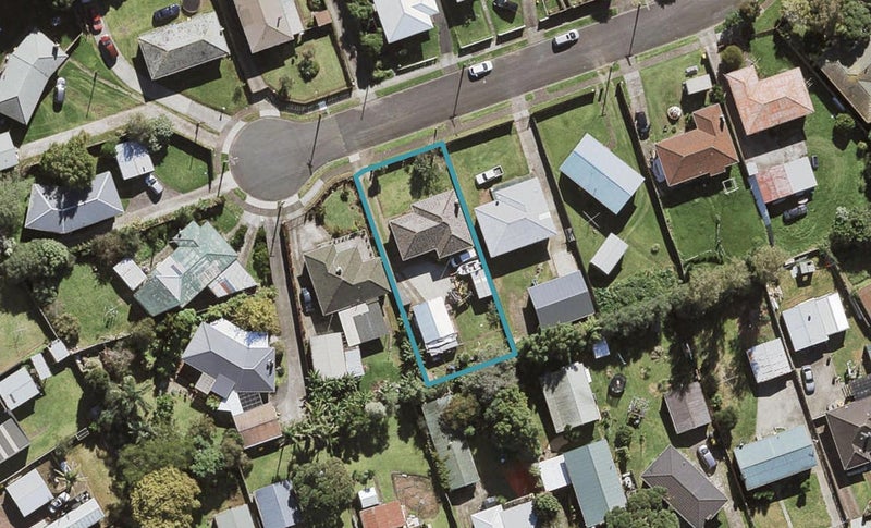 18 Toatoa Place, Mangere Bridge, Auckland - Carousel 1