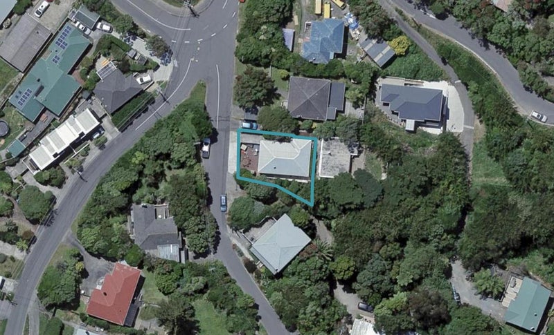 5 Kitchener Terrace, Johnsonville, Wellington - Carousel 1