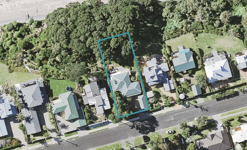 46 First View Avenue, Beachlands, Auckland - Carousel 1