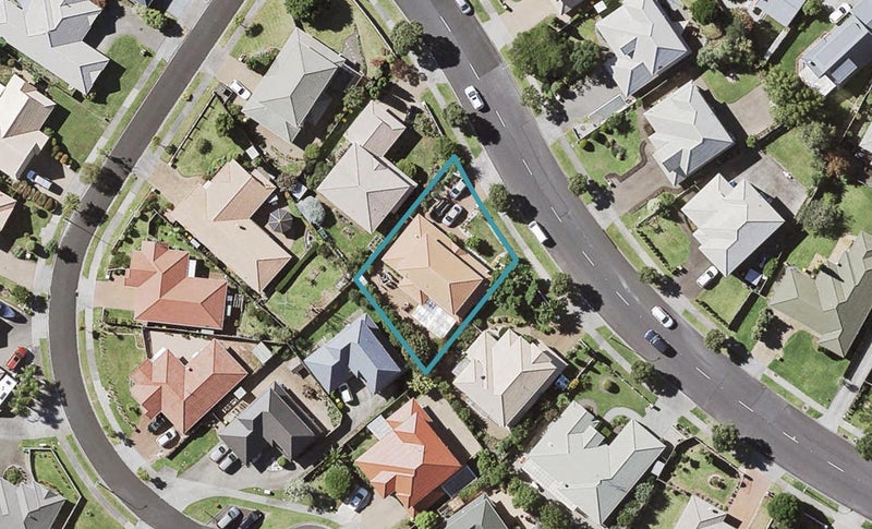 72 Orangewood Drive, Northpark, Auckland - Carousel 1