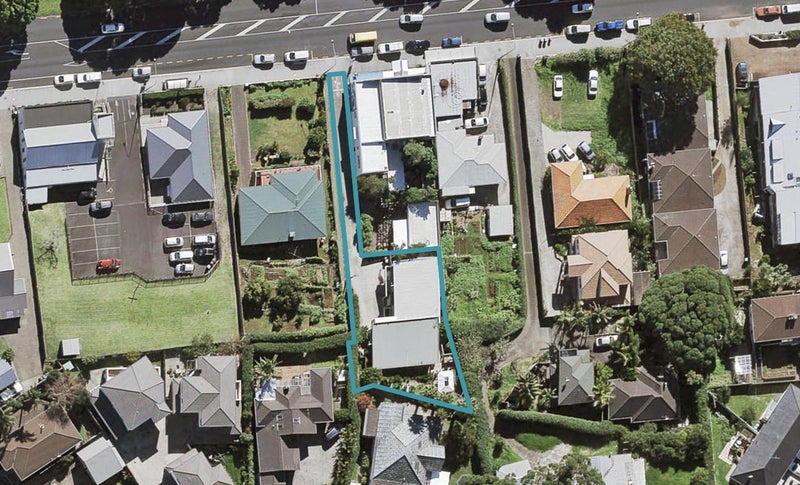 2/521 Mount Albert Road, Three Kings, Auckland - Carousel 1