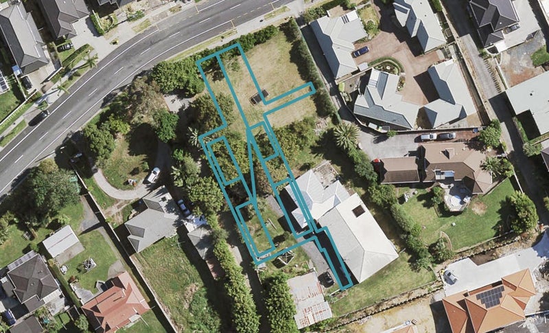 2/241 Hill Road, The Gardens, Auckland - Carousel 1