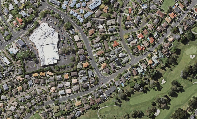 32 Gerard Way, Saint Johns, Auckland - Carousel 1