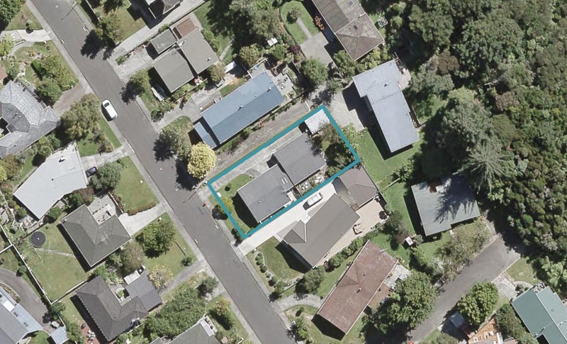 2/53 Fendalton Crescent, Pinehaven, Upper Hutt - Carousel 1