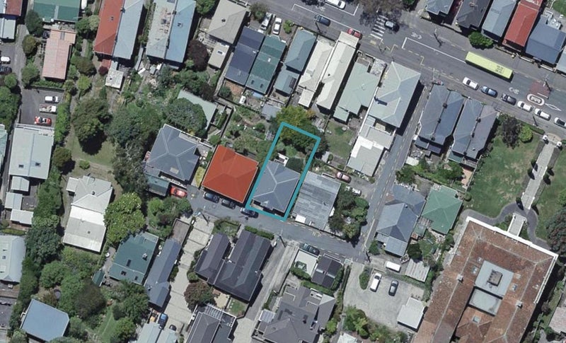 4 Boston Terrace, Aro Valley, Wellington - Carousel 1