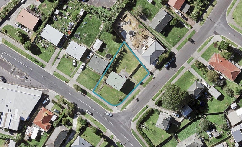 36 Farringdon Street, Glen Innes, Auckland - Carousel 1