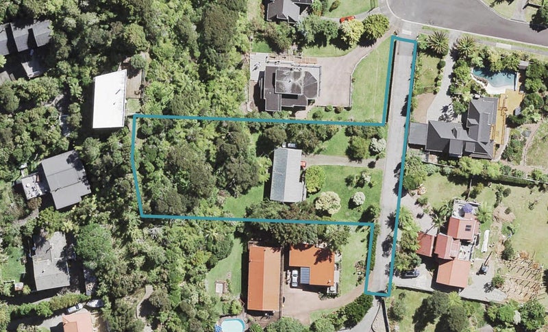 42 Laingfield Terrace, Laingholm, Auckland - Carousel 1