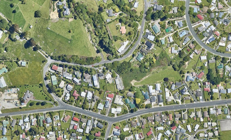 21B Mountain Road, Western Heights, Rotorua - Carousel 1