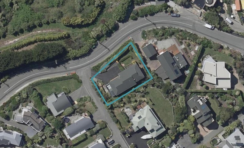 135 Moncks Spur Road, Redcliffs, Christchurch - Carousel 1