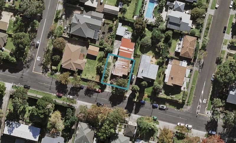1/28 Watling Street, Epsom, Auckland - Carousel 1