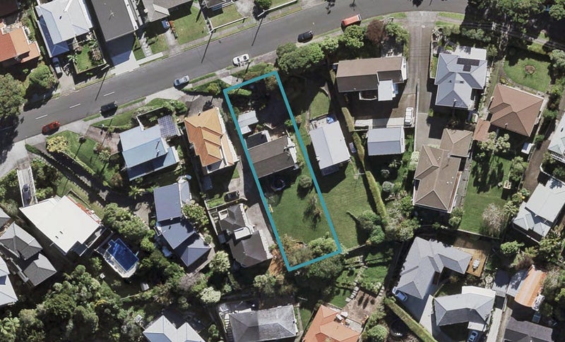 13 Monarch Avenue, Hillcrest, Auckland - Carousel 1