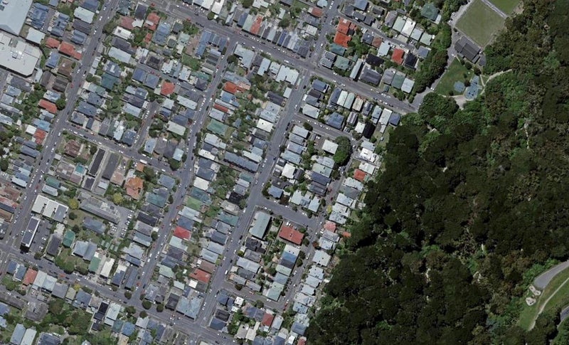 83 Austin Street, Mount Victoria, Wellington - Carousel 1