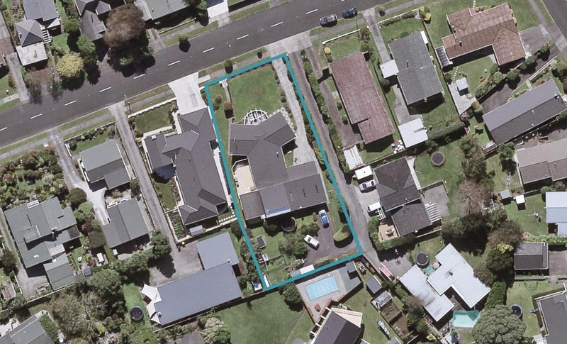 7 Wesley Avenue, Frankleigh Park, New Plymouth - Carousel 1