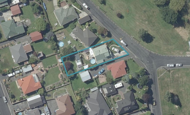 6A Matthew Street, Abbotsford, Dunedin - Carousel 1
