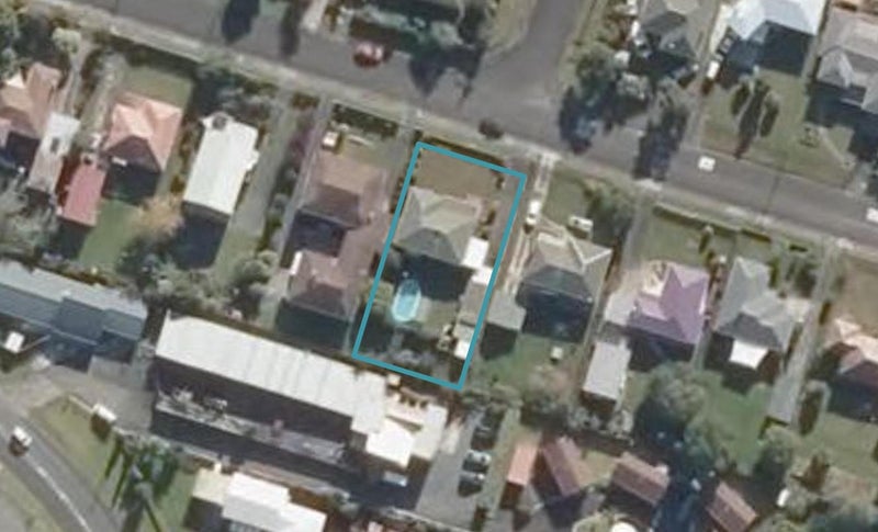 10 Hinemoa Street, Onerahi, Whangarei - Carousel 1