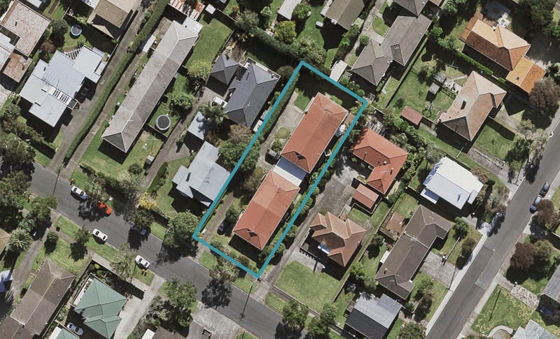 2/19 Tawhiri Road, One Tree Hill, Auckland - Carousel 1