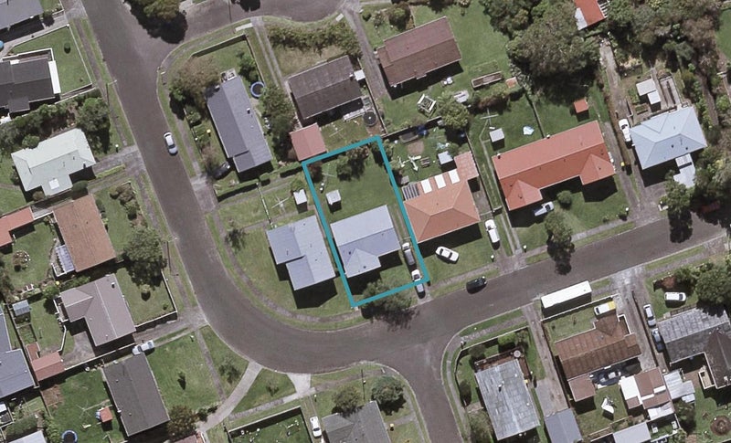 27 Trelawney Crescent, Westown, New Plymouth - Carousel 1