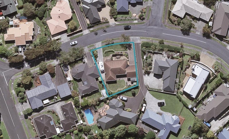 6 Ashmore Drive, Frankleigh Park, New Plymouth - Carousel 1