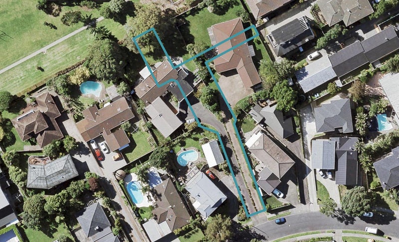 9B Gulf Crest, Bucklands Beach, Auckland - Carousel 1