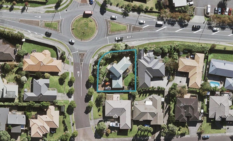2 Bluestone Rise, Rosedale, Auckland - Carousel 1