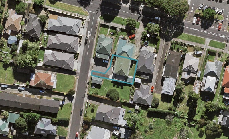 23 Viewland Avenue, Onehunga, Auckland - Carousel 1