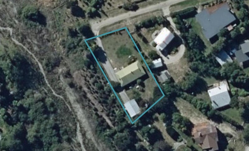 4 Hodgkinson Street, Wanaka - Carousel 1