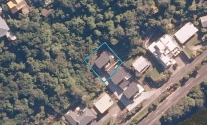 856C Wily Terrace, Acacia Bay, Taupō - Carousel 1