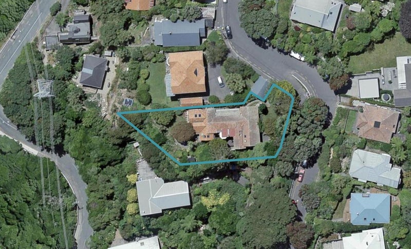 20 Moana Road, Kelburn, Wellington - Carousel 1