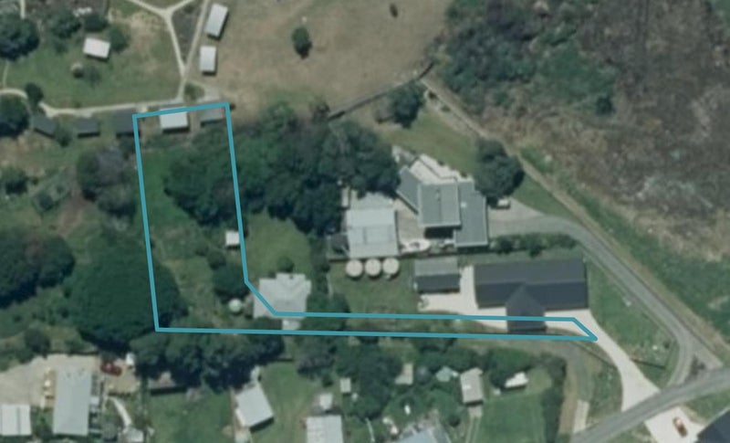 15 F Lowry Road, WHAKATIWAI, MIRANDA - Carousel 1