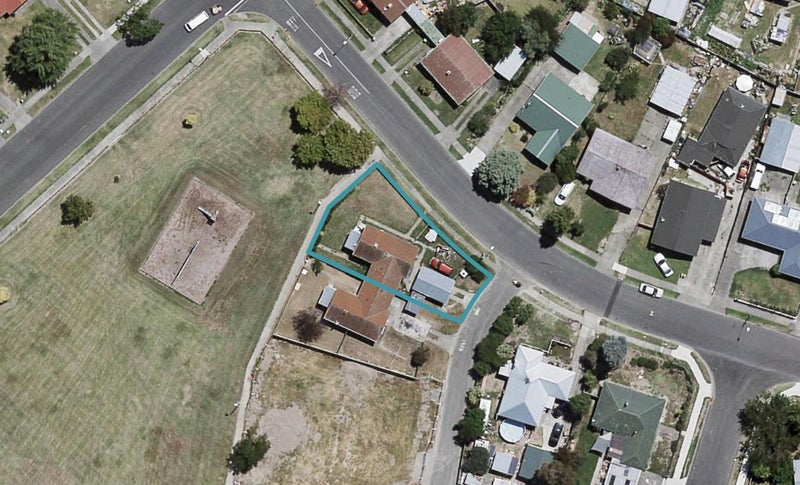 20 Wyatt Avenue, Onekawa, Napier - Carousel 1
