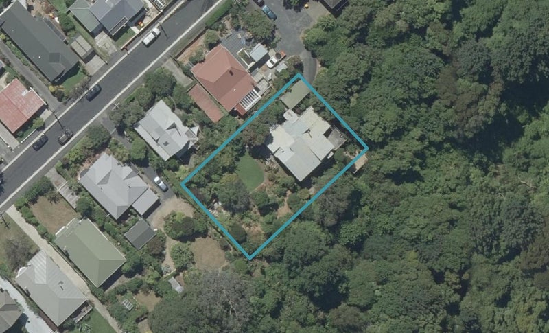 140 Blacks Road, Opoho, Dunedin - Carousel 1