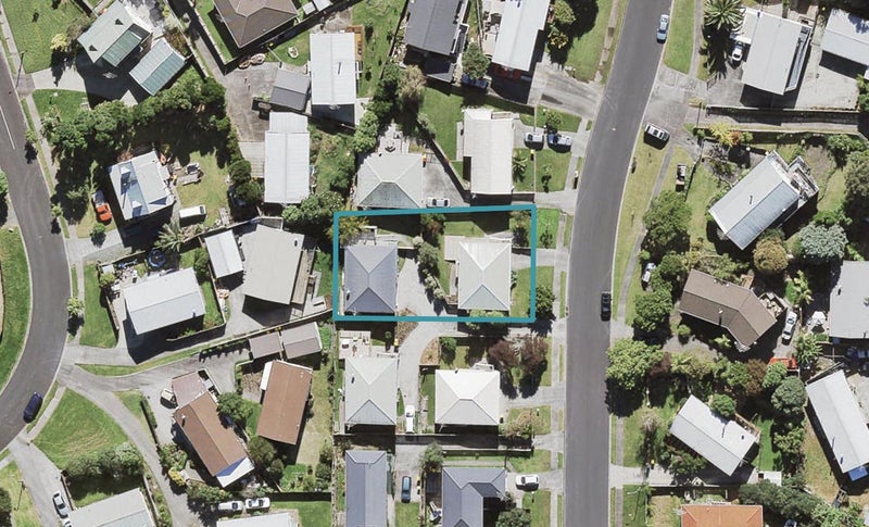 1/34 Elizabeth Drive, West Harbour, Auckland - Carousel 1