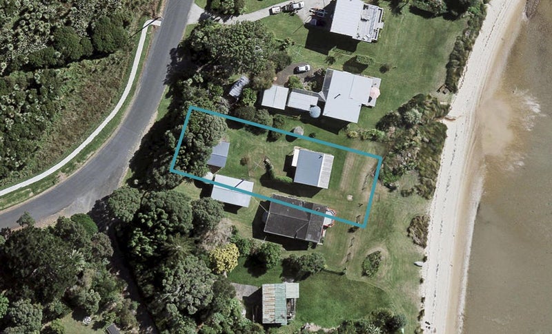 464 Matakawau Road, Āwhitu - Carousel 1