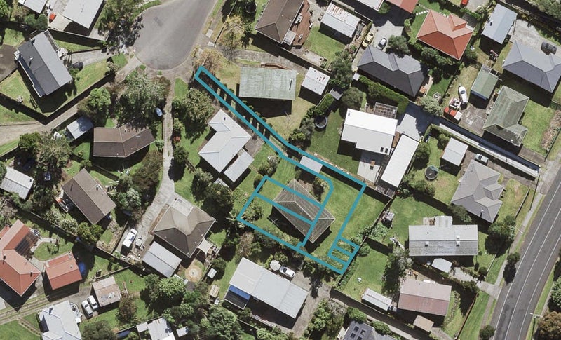 20B Dalry Place, Mangere Bridge, Auckland - Carousel 1