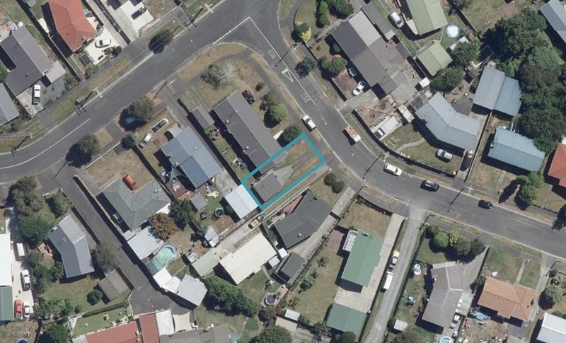 3/2 Cricket Place, Melville, Hamilton - Carousel 1