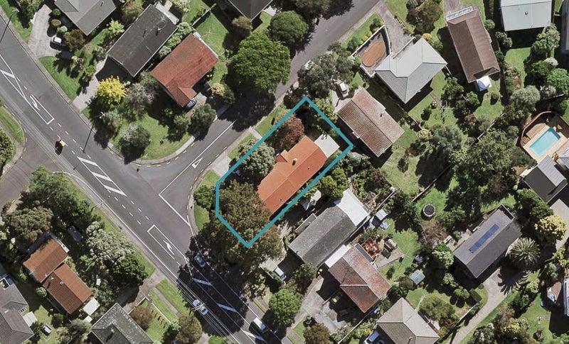 1 Marywil Crescent, Hillcrest, Auckland - Carousel 1
