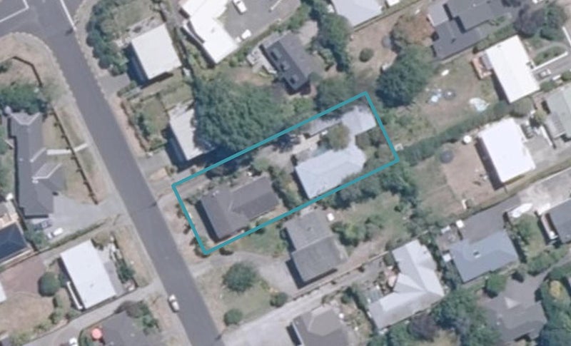 2/64 Ngamotu Road, Hilltop, Taupō - Carousel 1
