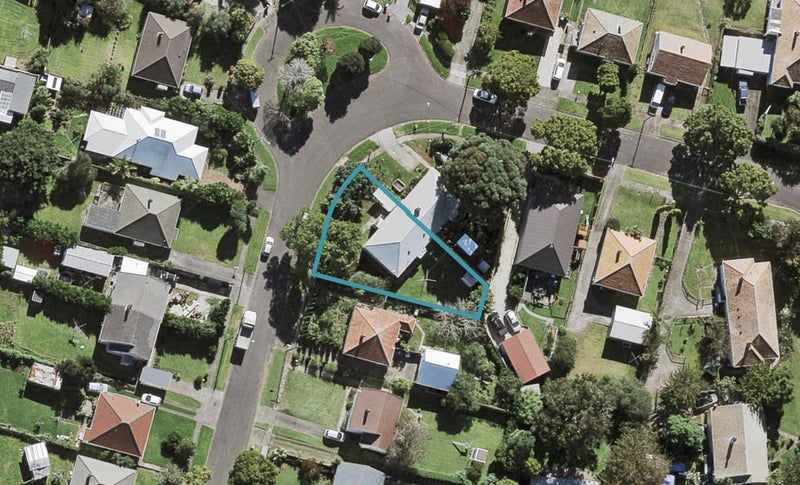 10 Hamon Avenue, Mount Roskill, Auckland - Carousel 1