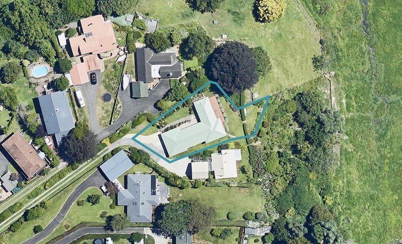 96 Darraghs Road, Brookfield, Tauranga - Carousel 1