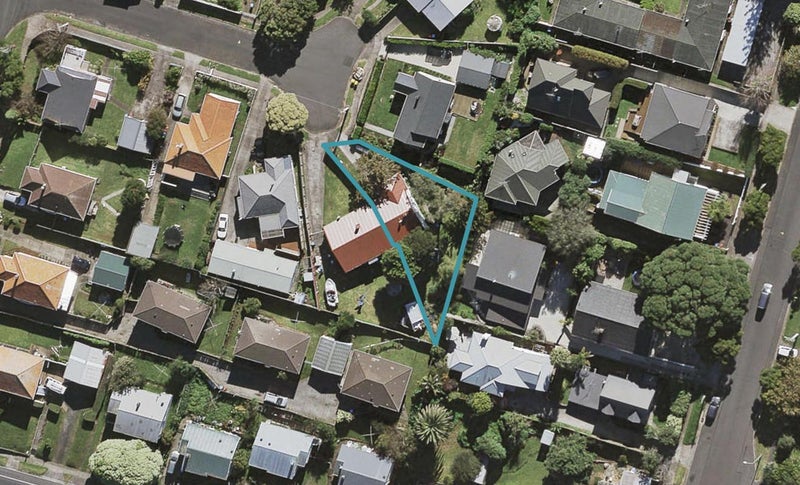 4 Cowell Place, Onehunga, Auckland - Carousel 1