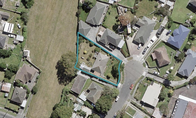 9 Clement Grove, Taita, Lower Hutt - Carousel 1