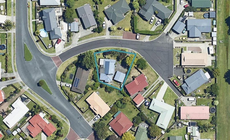 4 Mackie Place, Papamoa Beach, Papamoa - Carousel 1