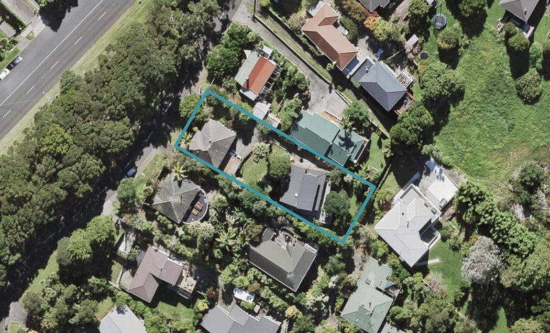 1/182 Old Titirangi Road, New Lynn, Auckland - Carousel 1