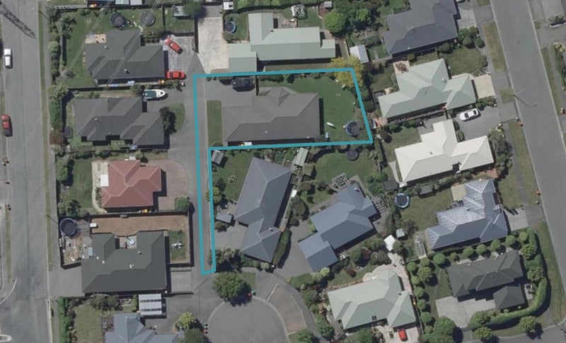 9 Wendy Place, Heathcote Valley, Christchurch - Carousel 1