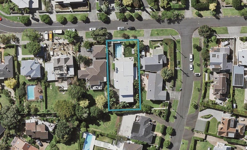 19 Ronaki Road, Mission Bay, Auckland - Carousel 1