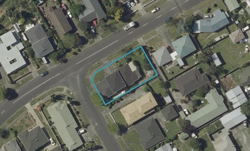 11 Pencarrow Street, Highbury, Palmerston North - Carousel 1