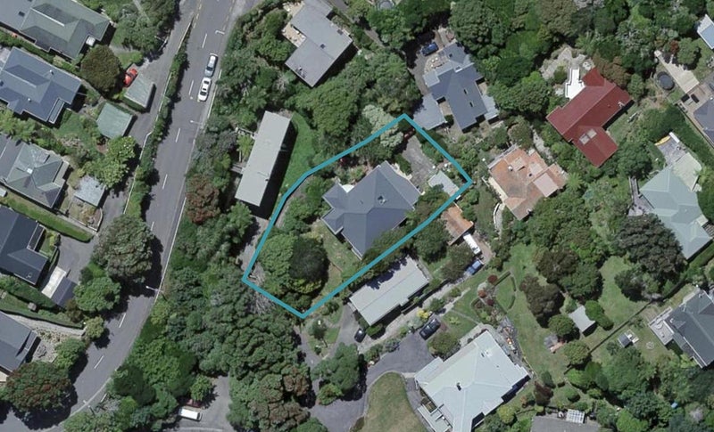 11 Ngaio Gorge Road, Ngaio, Wellington - Carousel 1