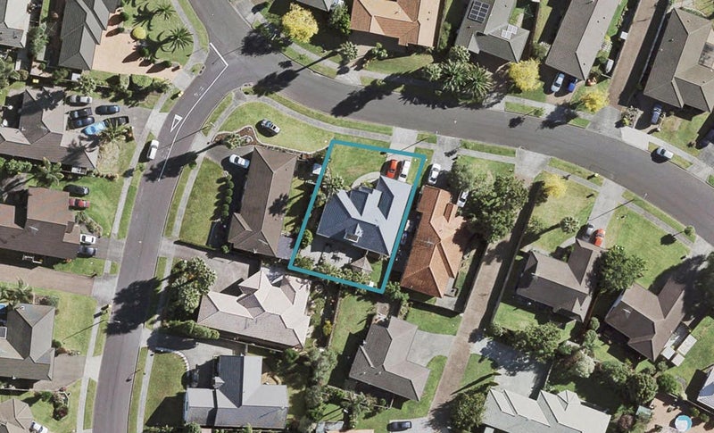 18 Lothian Brae, Wattle Downs, Auckland - Carousel 1
