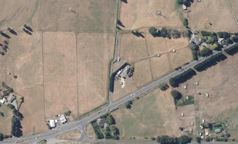1531 State Highway 2, Featherston - Carousel 1